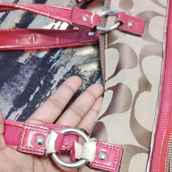Coach Tan and Pink Shoulder Bag - Picture 13 of 17